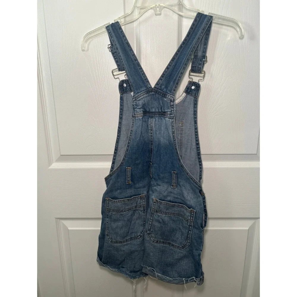 Almost Famous Distressed Overalls Shorts Shortalls Adjustable Size 5 Medium Wash